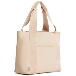 The BÉISics Tote in Beige ***NWT*** Currently Sold Out